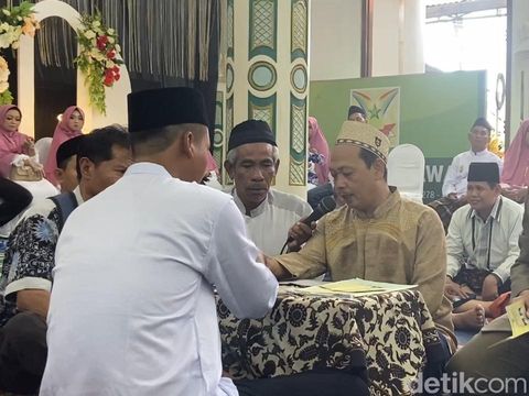 Nikah massal gratis di Kanzus Sholawat Kota Pekalongan, Jumat (28/10/2022).