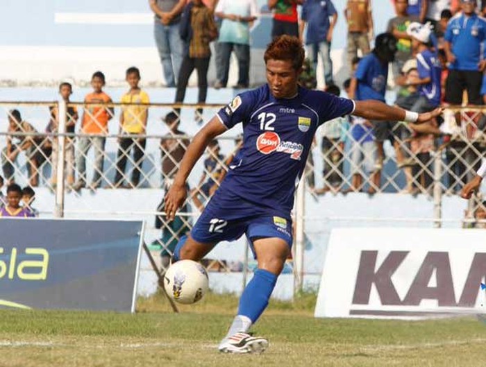 Noh Alam Shah saat memperkuat Persib Bandung.