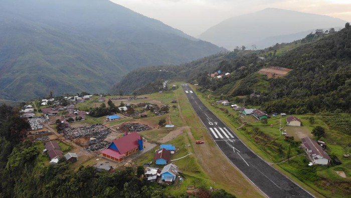 Personel Satgas Damai Cartenz mengklaim menembak seorang anggota kelompok kriminal bersenjata (KKB) di Pegunungan Bintang, Papua.