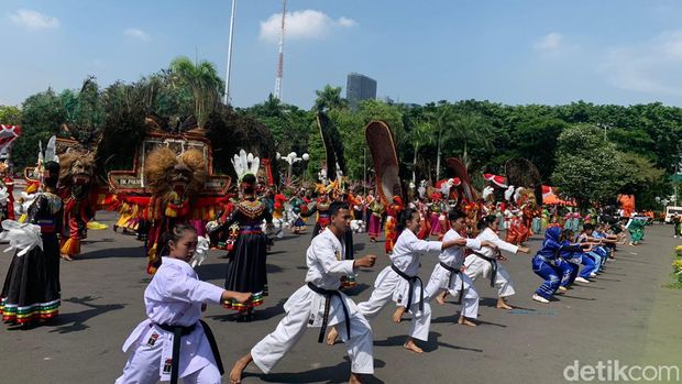 Peringatan Sumpah Pemuda di Balai Kota Surabaya