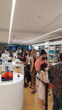 Preorder iPhone 14 di iBox