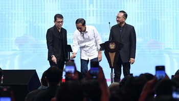 Dengan mengucapkan bismillahirahmanirrahim, pada sore hari ini secara resmi saya luncurkan Jagat Nusantara, ujar Presiden Jokowi.