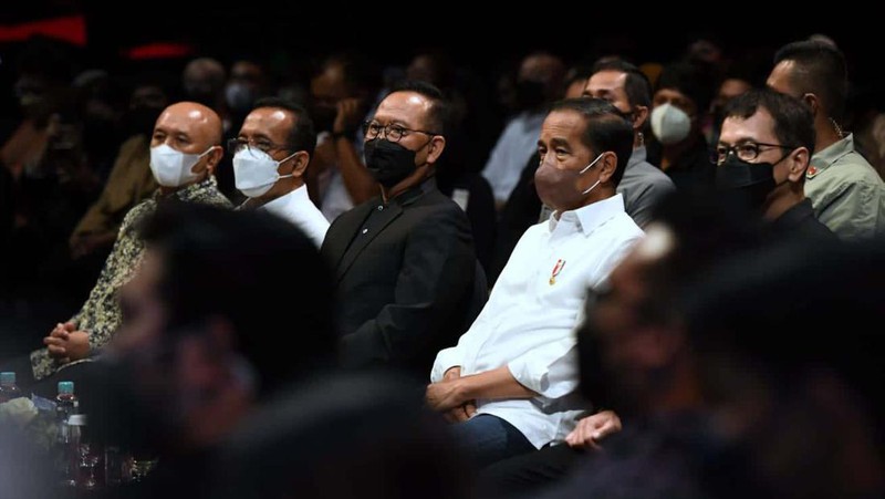 Presiden Jokowi meluncurkan platform digital lokal, Jagat Nusantara. Acara itu turut menampilkan video avatar Jokowi mengajak pemuda dan pemudi untuk membangun IKN.