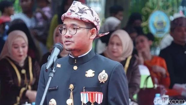 Profil Bupati Bangkalan Abdul Latif yang Kini Jadi Tersangka KPK