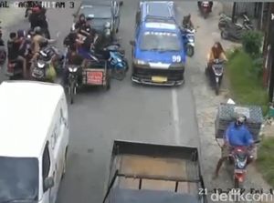 Puluhan Siswa Begal Dua Pemotor Siang Bolong di Medan, Polisi Buru Pelaku