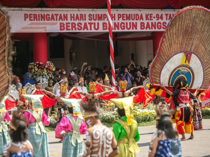 sumpah pemuda di balai kota Surabaya
