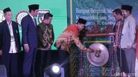 Syarikat Islam Indonesia merupakan organisasi massa tertua yang berdiri sejak era kolonialisme yang didirikan oleh Samanhudi pada 16 Oktober 1905. Nama pertama organisasi ini adalah Sarekat Dagang Islam (SDA) yang didirikan sebagai wadah perkumpulan dan pergerakan bagi para pedagang Muslim pribumi guna menandingi monopoli pedagang Tionghoa kala itu. Syarikat Islam Indonesia sempat menjadi partai politik, namun sejak 2003 organisasi ini menjadi organisasi masyarakat dan bertahan hingga sekarang.