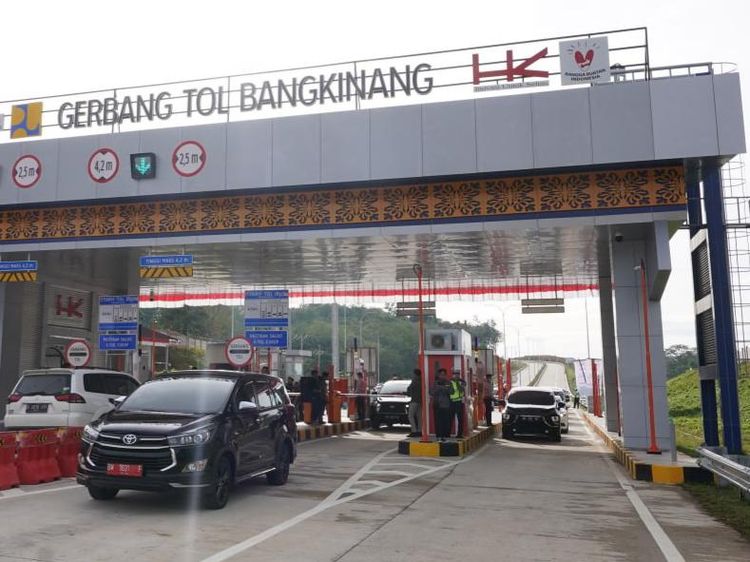Potret Jalan Tol Pekanbaru-Bangkinang yang Masih Tahap Uji Coba