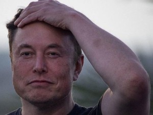 Elon Musk Bakal Bangun Pabrik di Bulan, Optimis dalam Waktu Dekat