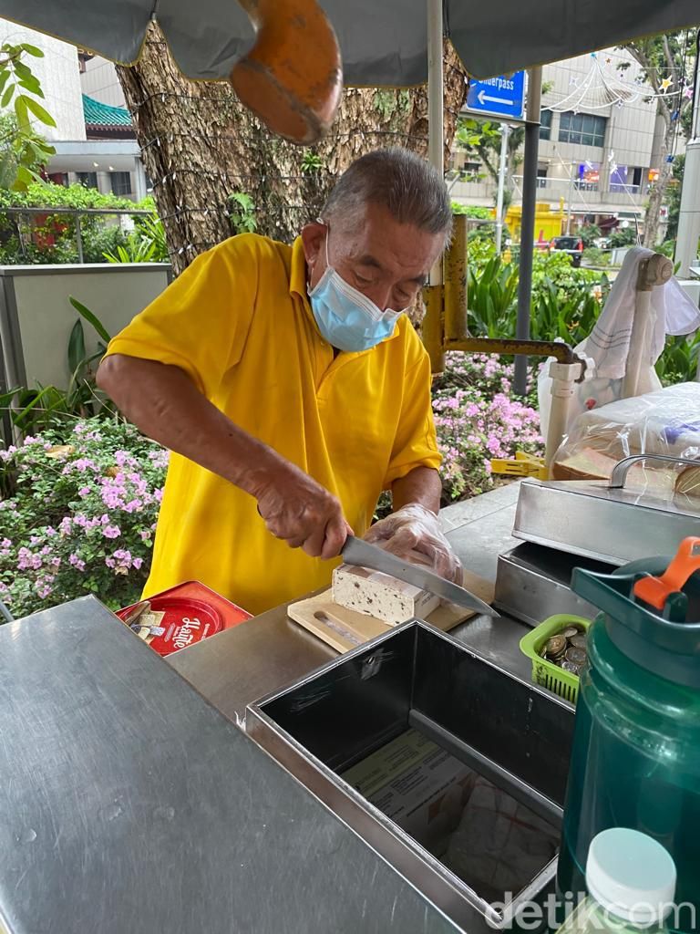 5 Makanan Hits di Orchard yang Wajib Dicoba Kalau  ke Singapura