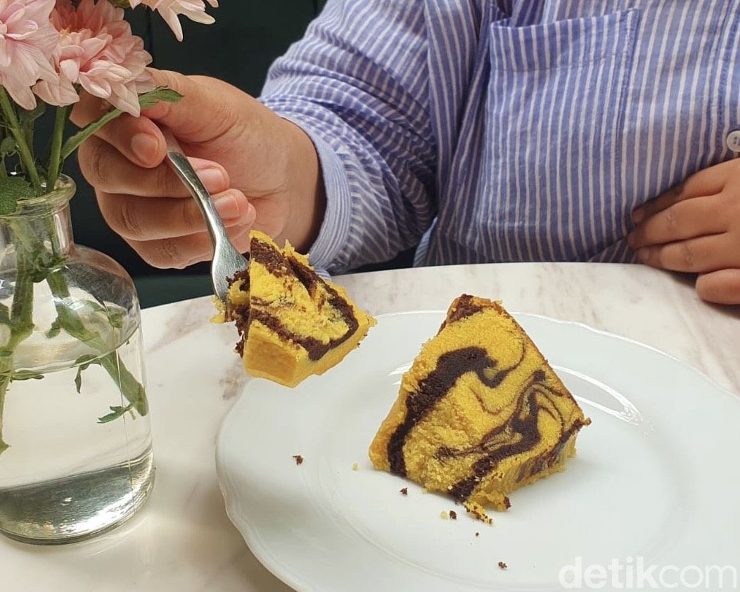 Amy and Cake di Bintaro Sektor 9, Berkonsep ala Eropa Dipenuhi Bunga Cantik