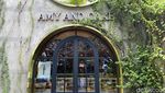 Nongkrong Cantik di Amy and Cake Sambil Menikmati Kue Es Campur yang Unik