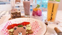 Kafe ini juga banyak menawarkan dessert seperti kebanyakan kafe di Korea. Kamu bisa memesan sliced cake, tiramissu, hingga waffle. Foto: detikFood/Yenny Mustika Sari
