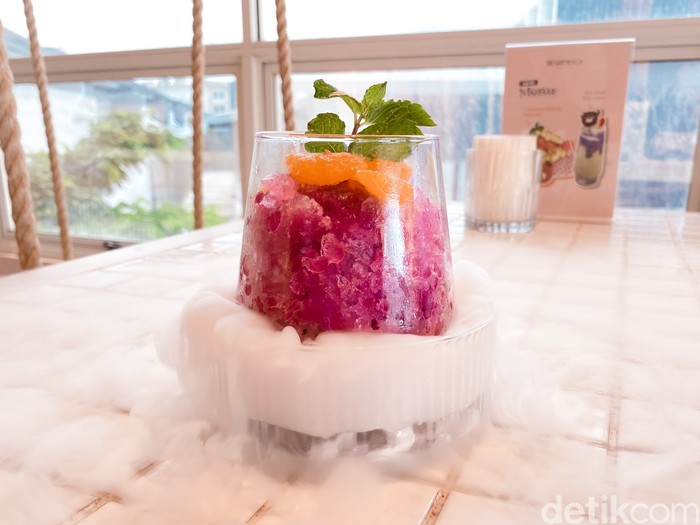 Bearology Cafe, kafe tematik Teddy Bear yang Lucu