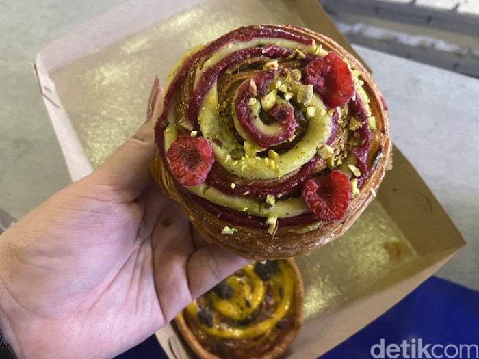 Croissant Butterman hits dari Bali