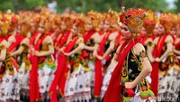 1.284 pelajar Banyuwangi menari gandrung/Foto: Ardian Fanani/detikJatim