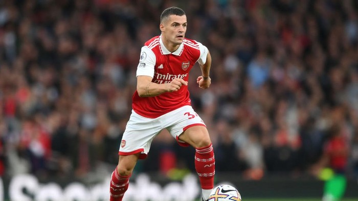 LONDON, ENGLAND - OCTOBER 09: Granit Xhaka of Arsenal acknowledges the fans after their sides victory during the Premier League match between Arsenal FC and Liverpool FC at Emirates Stadium on October 09, 2022 in London, England. (Photo by Shaun Botterill/Getty Images)