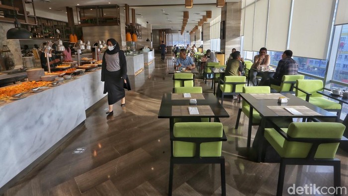 Fasilitas lengkap di Holiday Inn & Suites Jakarta Gajah Mada.