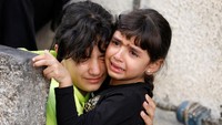 Serangan tentara Israel di wilayah pendudukan Tepi Barat, Palestina, kembali menelan korban. Tentara Israel menembak mati dua pria Palestina di sebuah pos pemeriksaan militer di selatan kota Nablus pada Jumat dini hari, 28 Oktober 2022.