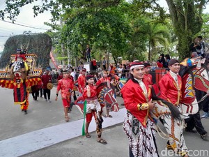 30 Ide Kostum Karnaval 17 Agustus, Simple, Unik dan Kreatif