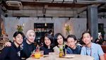Kompaknya Kenzy dan Andre Taulany Saat Nongkrong di Kafe