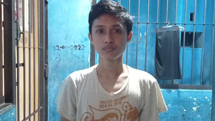 Mahasiswa di Makassar, Fadel, digeruduk driver ojol karena kerap membuat orderan fiktif dengan modus COD.