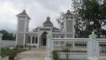 Kemegahan Masjid Rp 2 M Prof Sugiyono UNY yang Dibangun Pakai Royalti Buku