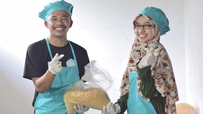 Pasutri petani milenial asal Magelang, Rayndra Syahdan Mahmudin (27) dan Ella Rizki FM (27).