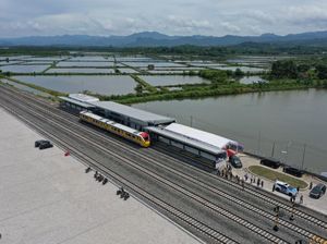 Kereta Api Sulsel Bakal Terintegrasi dengan Bus, Akses Bandara-Tempat Wisata