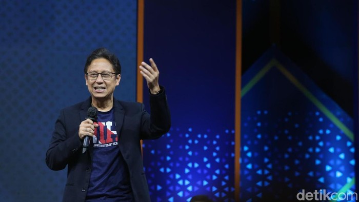 Menteri Kesehatan Budi Gunadi Sadikin menghadiri acara gerakan #DemiIndonesia di Jakarta, Sabtu (29/10/2022). Menkes minta warga mementingkan kesehatan.