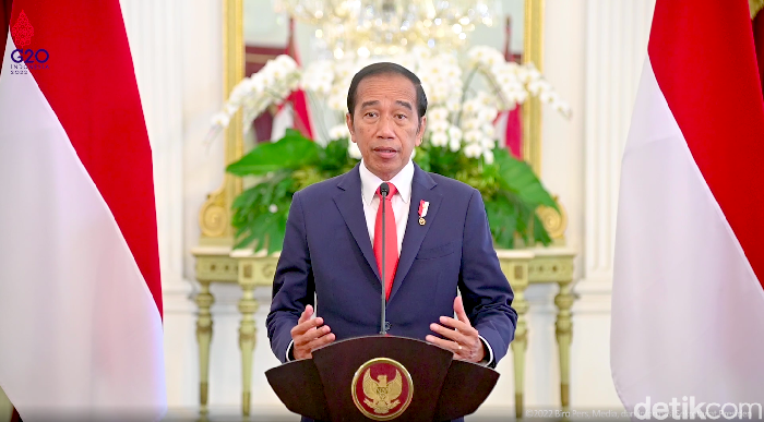 Presiden Jokowi memberi sambutan dalam Kick Off Gerakan #DemiIndonesia (dok BPMI Setpres)