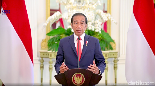 Presiden Jokowi memberi sambutan dalam Kick Off Gerakan #DemiIndonesia (dok BPMI Setpres)