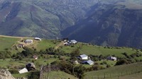 Ketenangan pikiran adalah bagian dari rahasia mereka. Warga Azerbaijan ini menjauhi stres, memikirkan hidup secara filosofis, hidup satu hari pada satu waktu, tanpa banyak perencanaan atau kekhawatiran untuk masa depan.