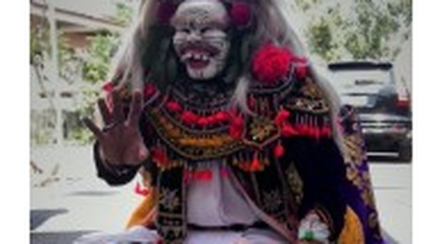 Topeng Sidakarya.