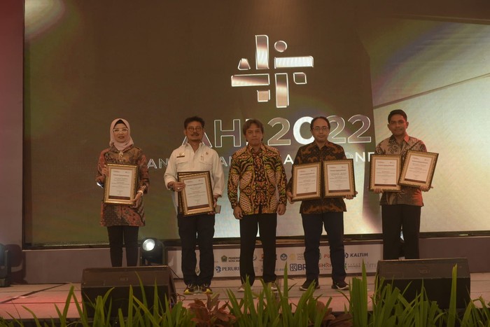 Trenggono Raih Predikat Menteri Terpopuler di Media Digital 2022