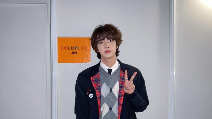Twitter @BTS_official