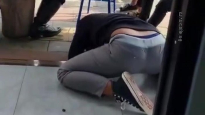 Seorang pemotor di Magetan kesurupan macan saat ditilang. Videonya kemudian viral di media sosial