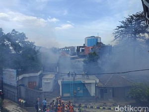 Kebakaran di Jl Kebayoran Lama Jakbar: Data Kerusakan dan Korban Terdampak