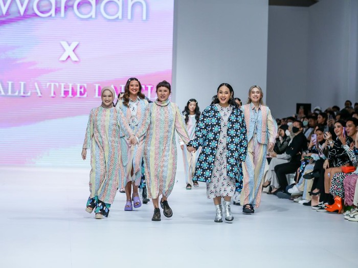 Koleksi Calla The Label diJakarta Fashion Week 2023, City Hall, Pondok Indah Mall 3, Jakarta. Koleksi Calla The Label diJakarta Fashion Week 2023, City Hall, Pondok Indah Mall 3, Jakarta.