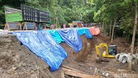 Arus lalu lingtas ini termasuk jalur ramai terutama saat akhir pekan. Selain berada di dekat kawasan Bukit Bintang, jalur ini akses utama menuju sejumlah tempat wisata di Bantul dan Gunungkidul. Foto: Pius Erlangga/detikJateng