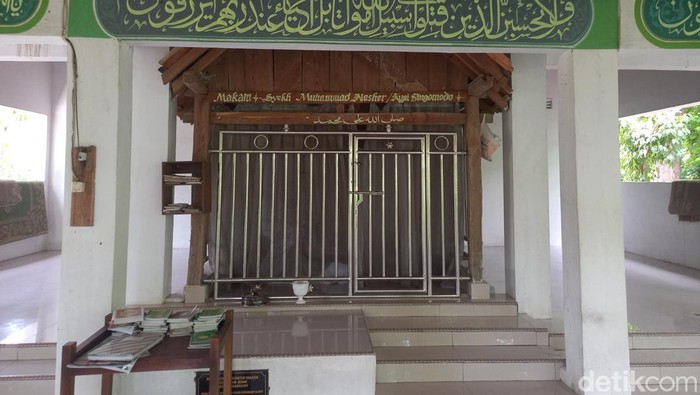 Makam Syekh Nasher atau Eyang Singomodo di Sragen. Foto diunggah pada Minggu (30/10/2022).