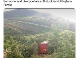 Meme Liverpool Dilibas Leeds di Kandang Sendiri