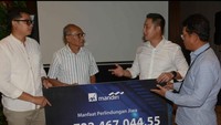AXA Mandiri terus melakukan upaya peningkatan layanan kepada nasabah termasuk melalui transformasi digital dalam bisnis proteksi dan Kesehatan diantara dengan meluncurkan Emma, layanan asuransi dan kesehatan digital menyeluruh yang dapat diakses melalui satu pintu pada akhir tahun lalu.