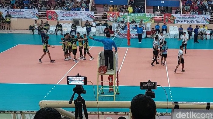 Pertandingan voli di Porprov XIV Jabar