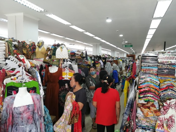 7 Oleh-oleh Khas Bali Harga Murah, Wajib Dibeli di Pasar Seni Sukawati.