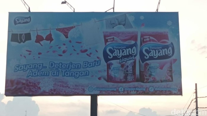 Baliho deterjen 'Sayang' di Pekalongan tuai protes Baliho deterjen 'Sayang' di Pekalongan tuai protes