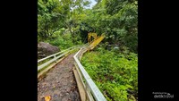Jembatan Air Terjun Bajuin dari kejauhan