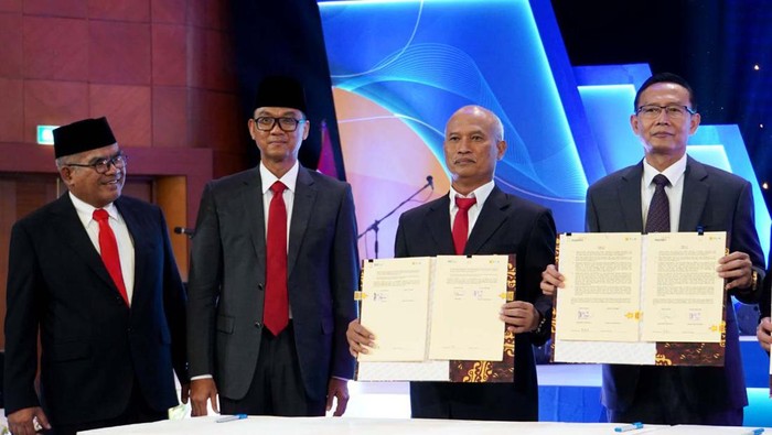 BSI-PLN Kolaborasi Beri Kemudahan Pegawai Miliki Rumah BSI bersinergi dengan PLN. Kerja sama ini memberikan kemudahan fasilitas pegawai PLN untuk memiliki rumah.