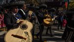 Bukannya Suram, Parade Hari Kematian di New York Ini Digelar Meriah