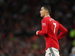 Nomor itu kerap dipakai superstar di MU. Termasuk Ronaldo, yang memenangkan Liga Champions, Premier League, serta Ballon dOr pada 2008. (Foto: Getty Images/Matthew Ashton - AMA)
